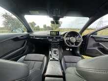 Audi A4 TFSI Black Edition 