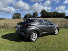 Toyota C-HR VVT-h Icon 