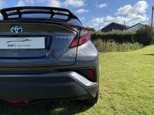 Toyota C-HR VVT-h Icon 