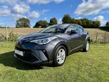 Toyota C-HR VVT-h Icon 