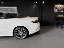 Mercedes-Benz E Class E350d V6 AMG Line