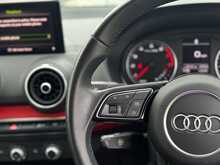 Audi Q2 TFSI CoD Sport 