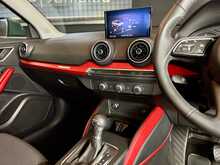 Audi Q2 TFSI CoD Sport 