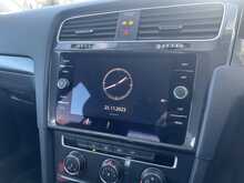 Volkswagen Golf TSI EVO SE Nav 
