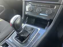 Volkswagen Golf TSI EVO SE Nav 