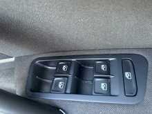 Volkswagen Golf TSI EVO SE Nav 