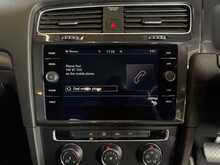 Volkswagen Golf TSI EVO SE Nav 