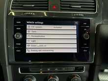Volkswagen Golf TSI EVO SE Nav 