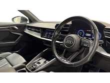Audi A3 TFSIe S line 