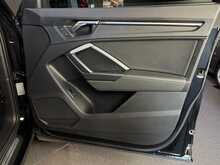 Audi Q3 TFSI CoD S line 