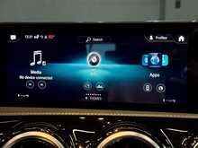 Mercedes-Benz CLA CLA200 AMG Line 