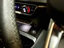 Audi Q5 TFSIe S line 