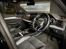 Audi Q5 TFSIe S line 