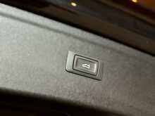 Audi Q5 TFSIe S line 