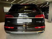 Audi Q5 TFSIe S line 