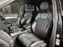 Audi Q5 TFSIe S line 