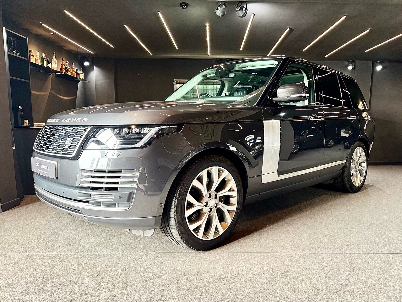 Land Rover Range Rover P400e Autobiography - U1935