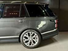 Land Rover Range Rover P400e Autobiography