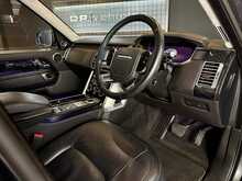 Land Rover Range Rover P400e Autobiography