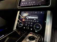 Land Rover Range Rover P400e Autobiography