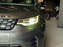 Land Rover Discovery D300 MHEV R-Dynamic HSE