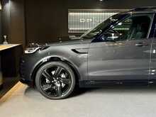 Land Rover Discovery D300 MHEV R-Dynamic HSE