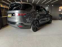 Land Rover Discovery D300 MHEV R-Dynamic HSE