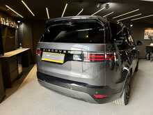 Land Rover Discovery D300 MHEV R-Dynamic HSE