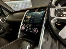 Land Rover Discovery D300 MHEV R-Dynamic HSE