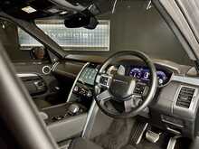 Land Rover Discovery D300 MHEV R-Dynamic HSE