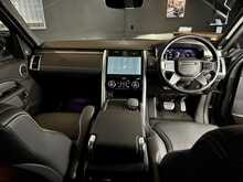 Land Rover Discovery D300 MHEV R-Dynamic HSE