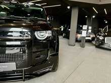 Land Rover Defender 90 D200 MHEV