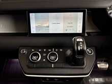 Land Rover Defender 90 D200 MHEV