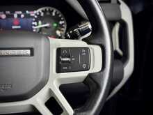 Land Rover Defender 90 D200 MHEV