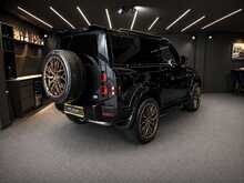 Land Rover Defender 90 D200 MHEV
