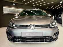 Volkswagen Golf TSI R 