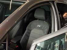 Volkswagen Golf TSI R 