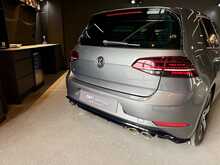 Volkswagen Golf TSI R 