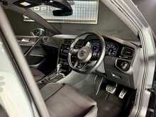 Volkswagen Golf TSI R 