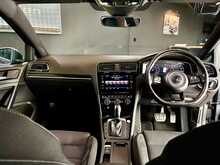 Volkswagen Golf TSI R 