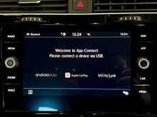 Volkswagen Golf TSI R 