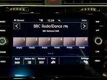 Volkswagen Golf TSI R 