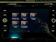 Volkswagen Golf TSI R 