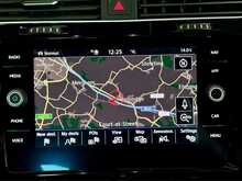 Volkswagen Golf TSI R 