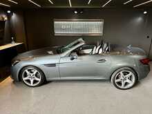 Mercedes-Benz SLC SLC180 AMG Line 