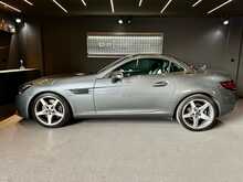 Mercedes-Benz SLC SLC180 AMG Line 