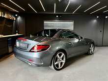 Mercedes-Benz SLC SLC180 AMG Line 