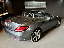 Mercedes-Benz SLC SLC180 AMG Line 
