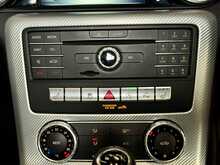 Mercedes-Benz SLC SLC180 AMG Line 