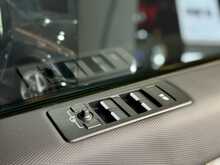 Land Rover Discovery D300 MHEV Dynamic HSE 